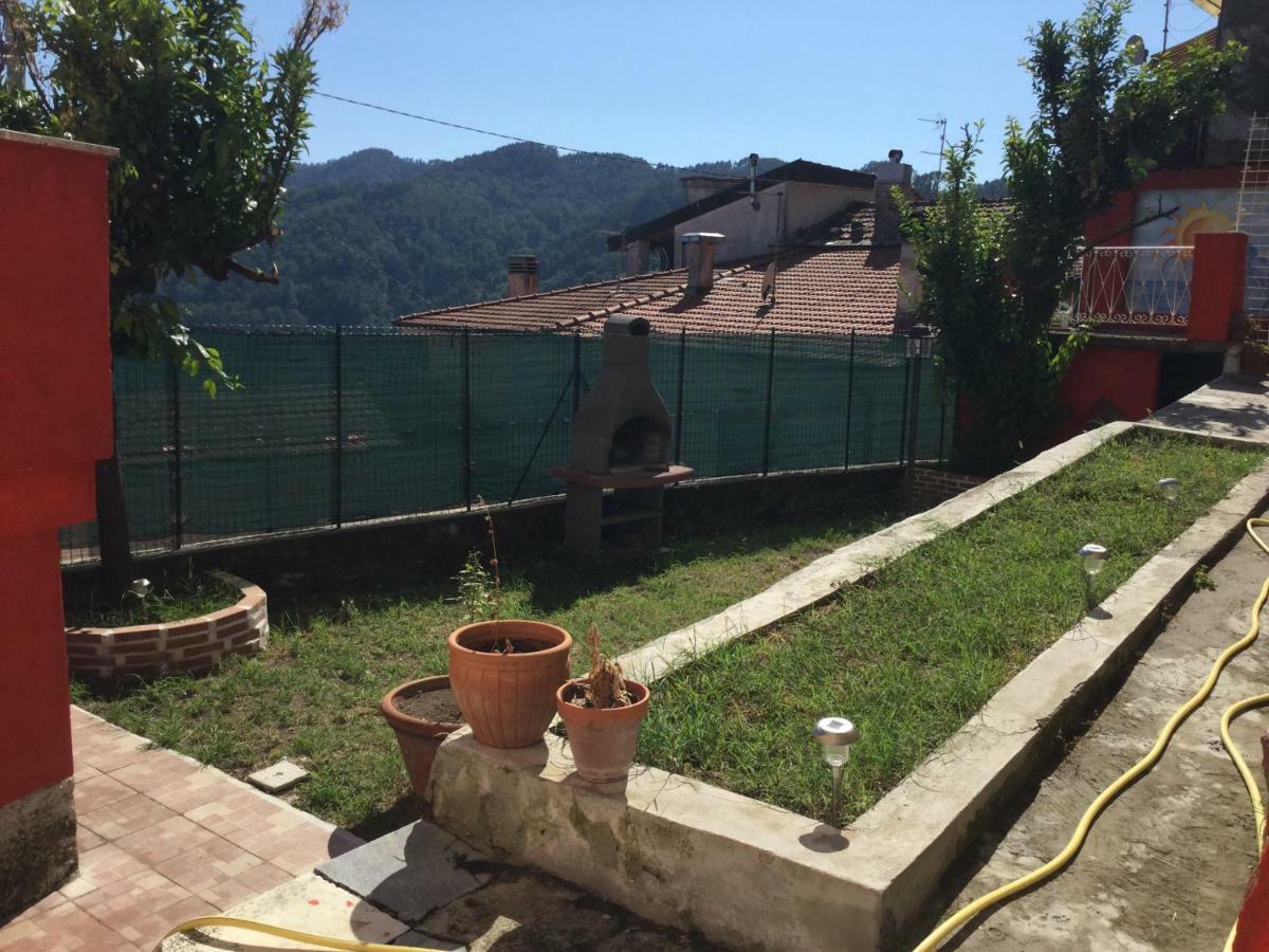 Villa Red House Tivegna Exterior foto